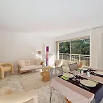 Henri Camille Re -wios- 2 Bedrooms - Huge Terrace Sea View