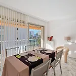 Henri Camille Re -wios- 2 Bedrooms - Huge Terrace Sea View Дом отдыха Канны