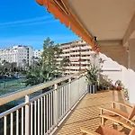Henri Camille Re -wios- 2 Bedrooms - Huge Terrace Sea View *