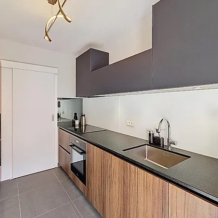 Henri Camille Re -wios- 2 Bedrooms - Huge Terrace Sea View *