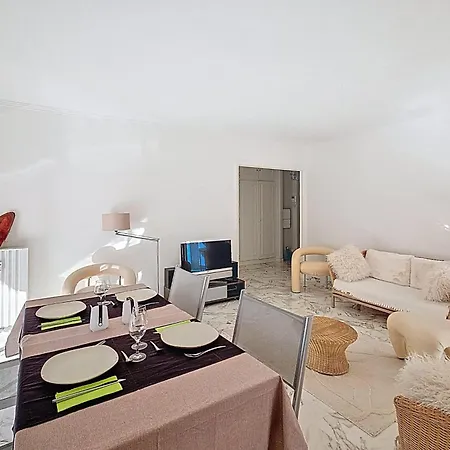 Agence Henri Camille-wios- 2 Grande Terrasse Vue *